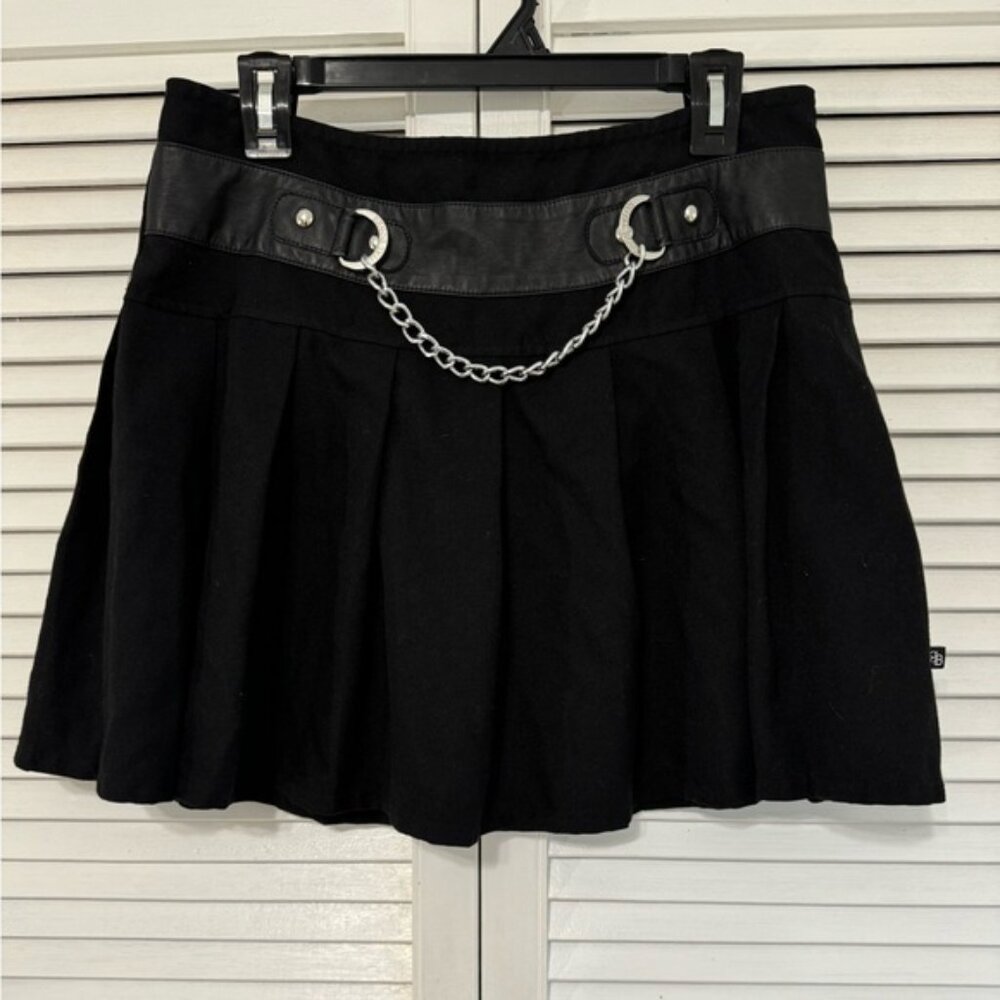 Y2K Royal Bones By Daang Pleated Mini Skirt with silver chain detailing - L